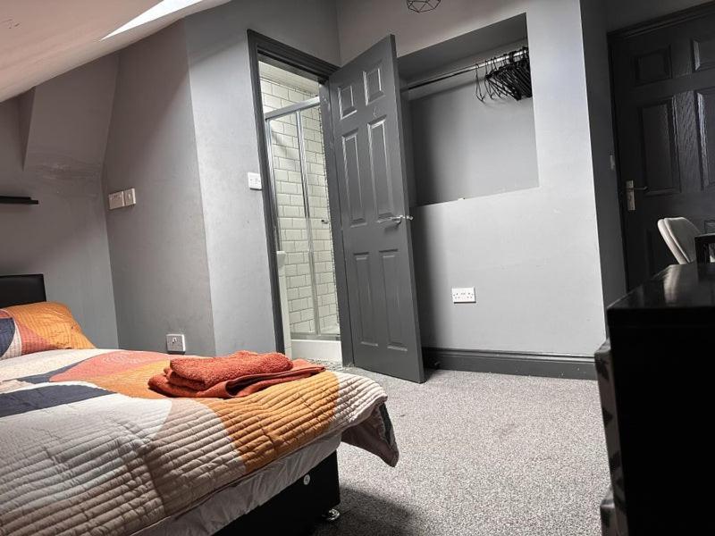 6D Hosting Apartman Coventry Kültér fotó