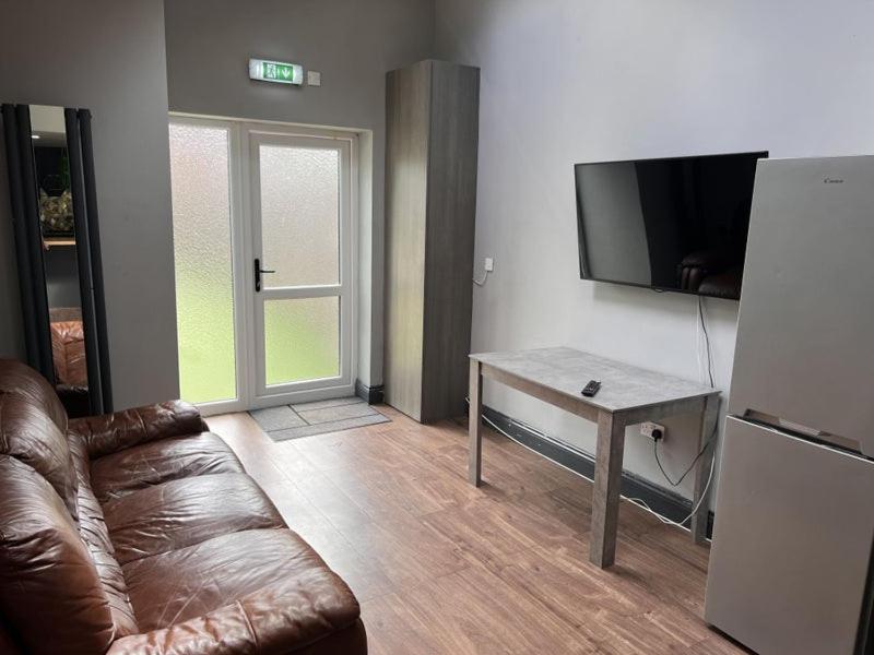 6D Hosting Apartman Coventry Kültér fotó